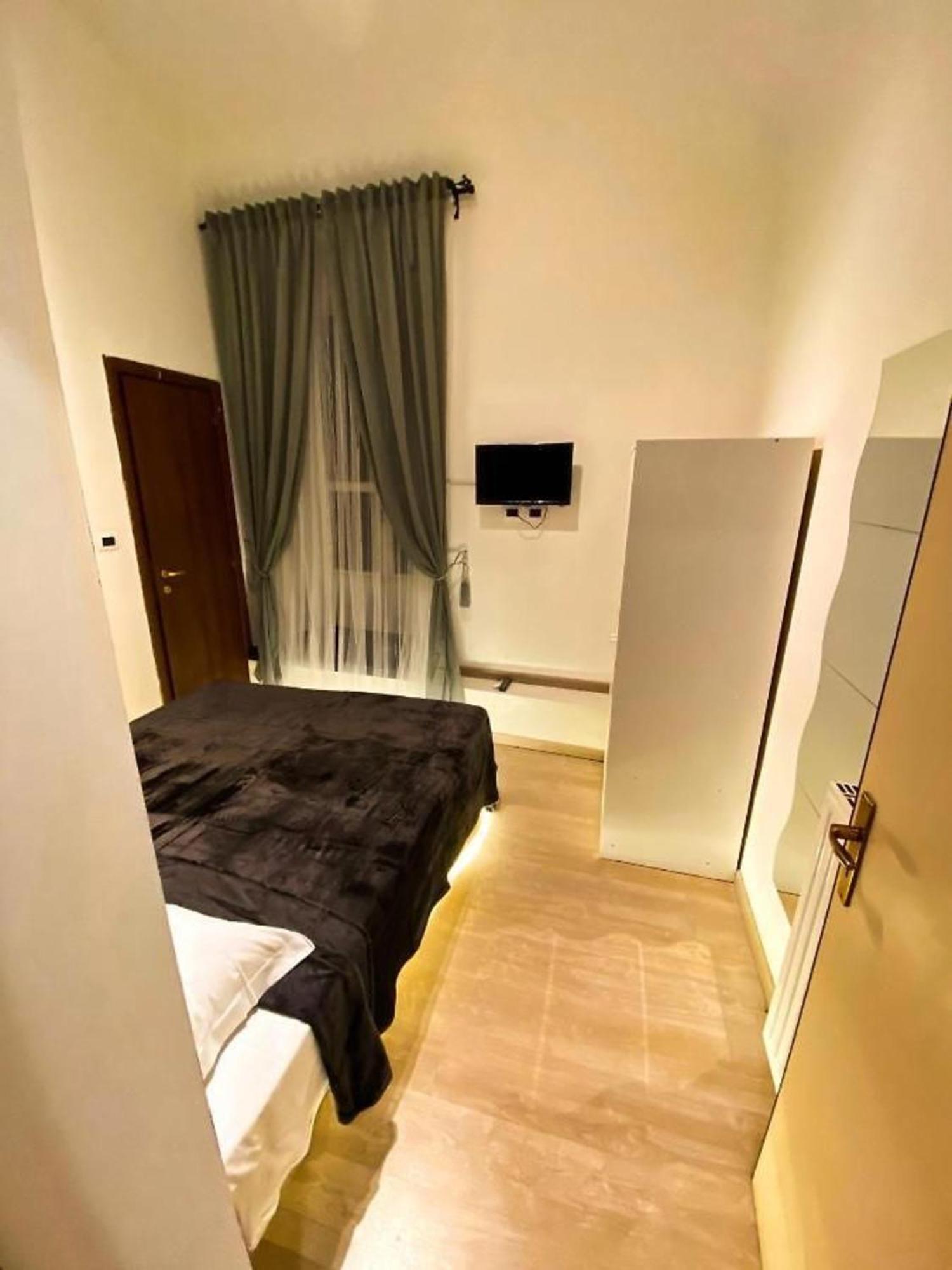 Cialdini 13 Roma Hotel Kültér fotó